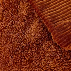 Mantas-CASA Agnes Manta Castanho